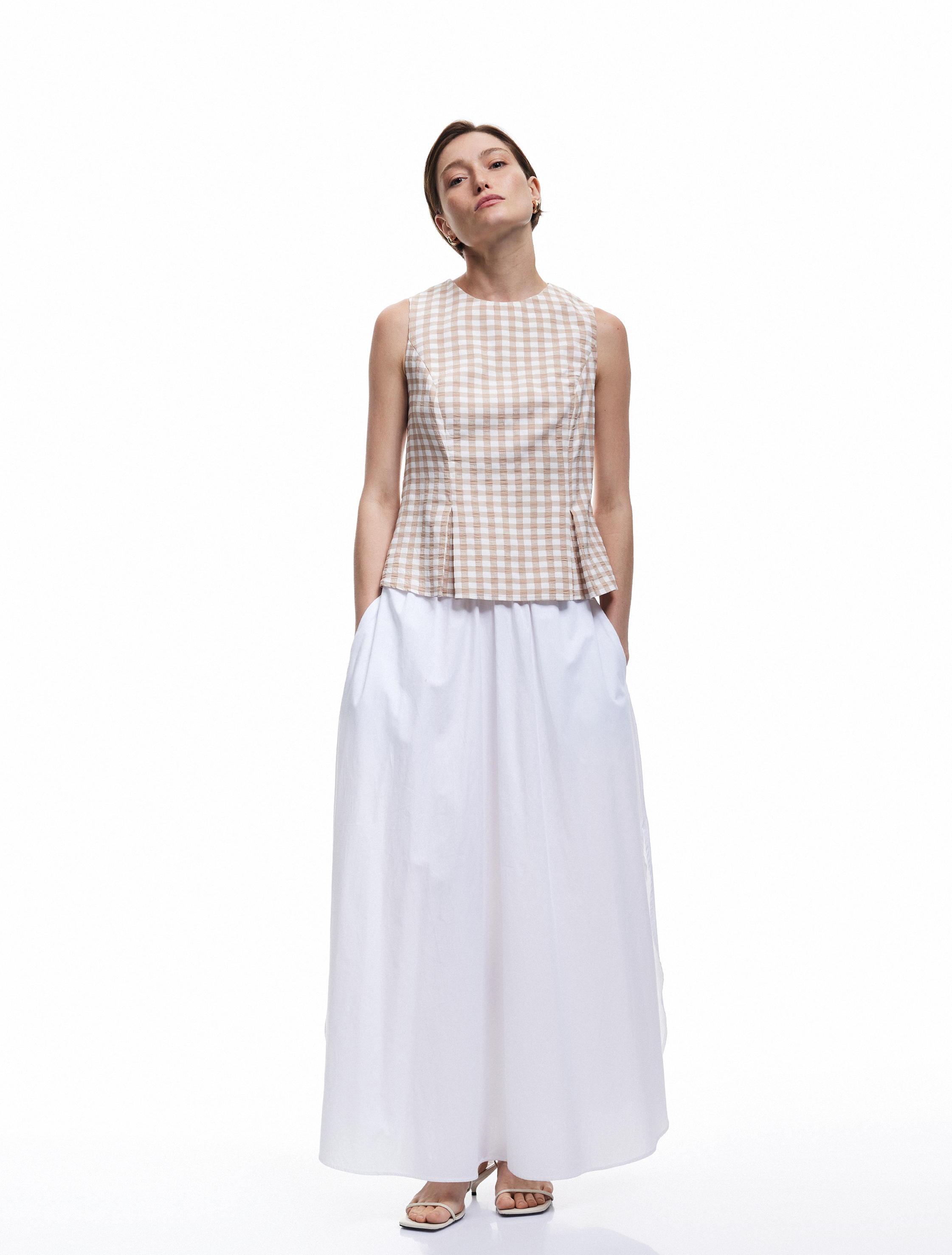   Viskon Kumaş Pile Detaylı Bisiklet Yaka Pötikareli Kolsuz Bluz