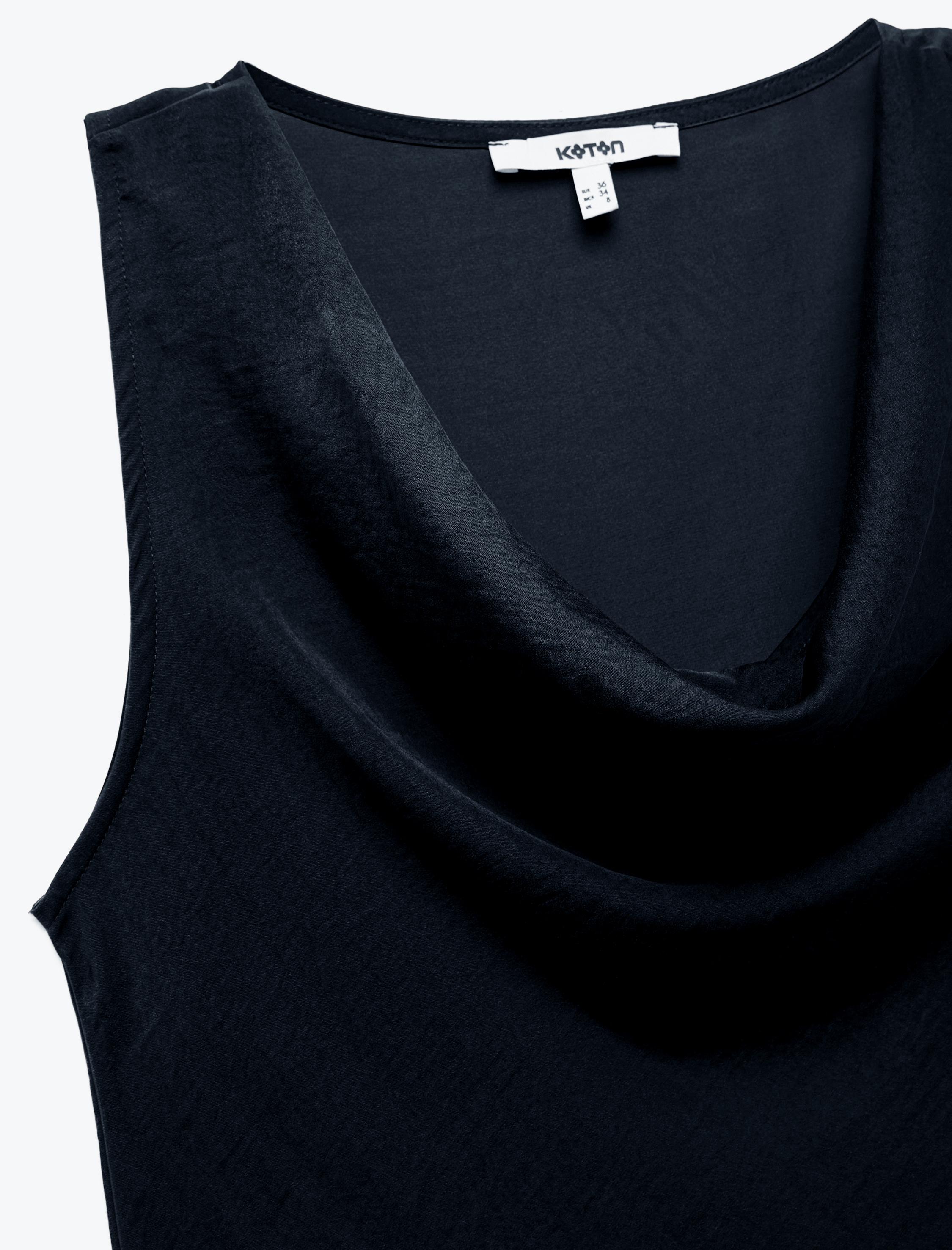   Aerobin Kumaş Kolsuz Degaje Yaka Saten Bluz