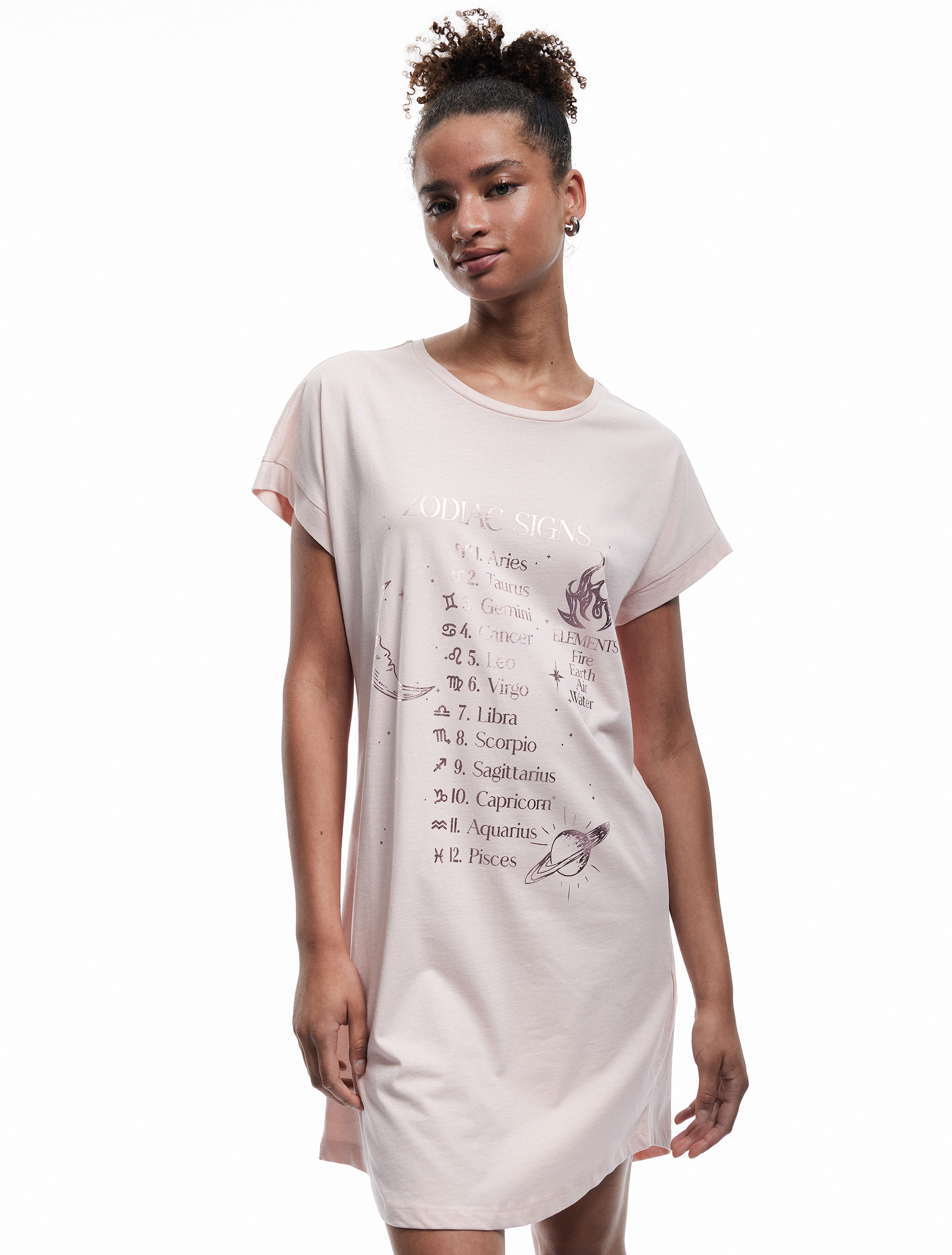   Pamuklu Kısa Kollu Bisiklet Yaka Astroloji Temalı Baskılı Gecelik