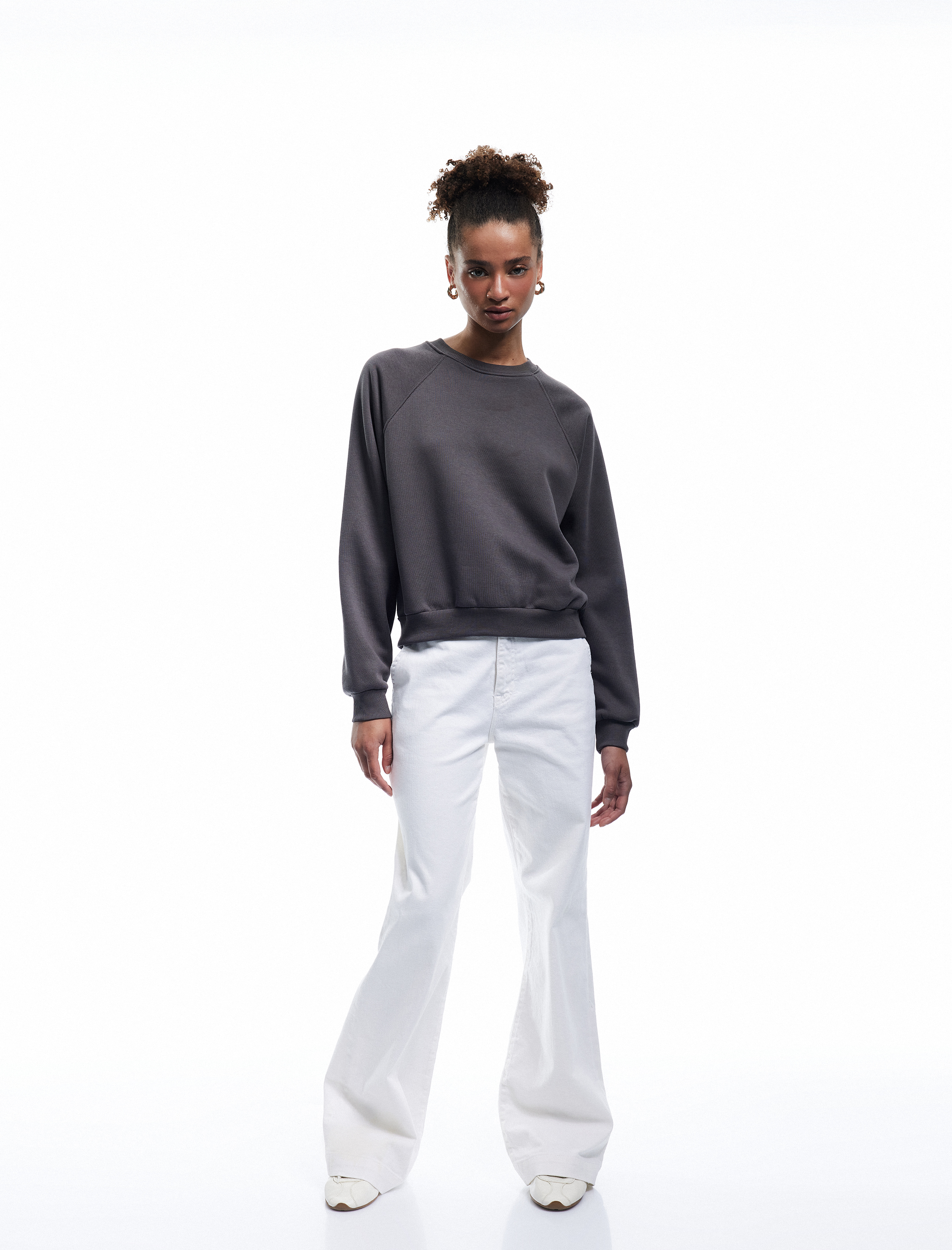   Pamuklu Bisiklet Yaka Şardonlu Sweatshirt