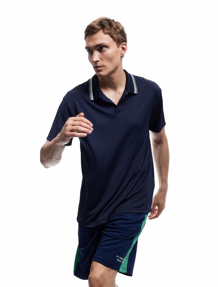  Kısa Kollu Çizgi Detaylı Oversize Polo Yaka Spor Tişört