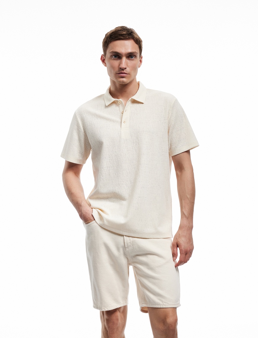   Pamuklu Regular Fit Kısa Kollu Dokulu Polo Yaka Tişört