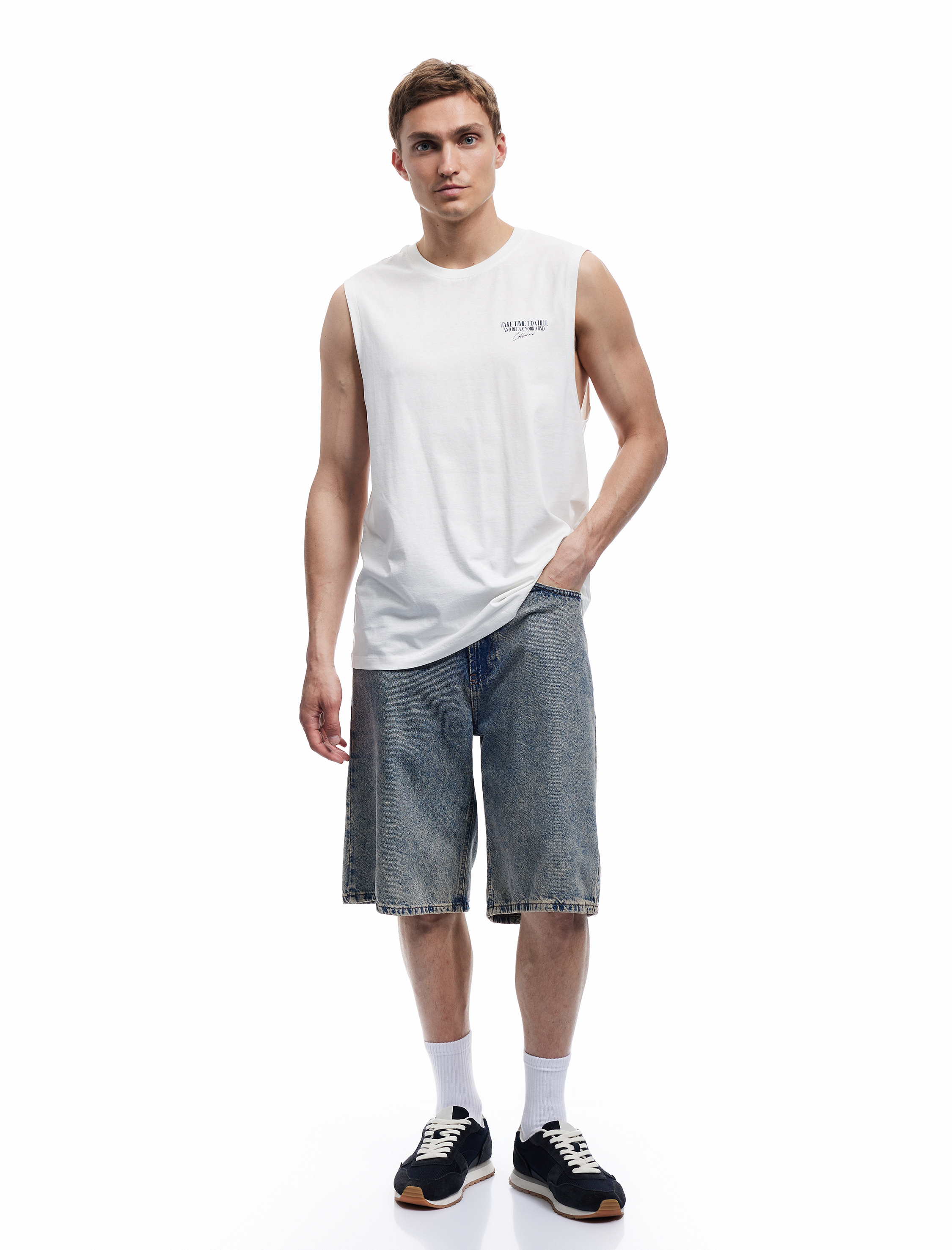   Bisiklet Yaka Kolsuz Pamuklu Arkası Baskılı Atlet