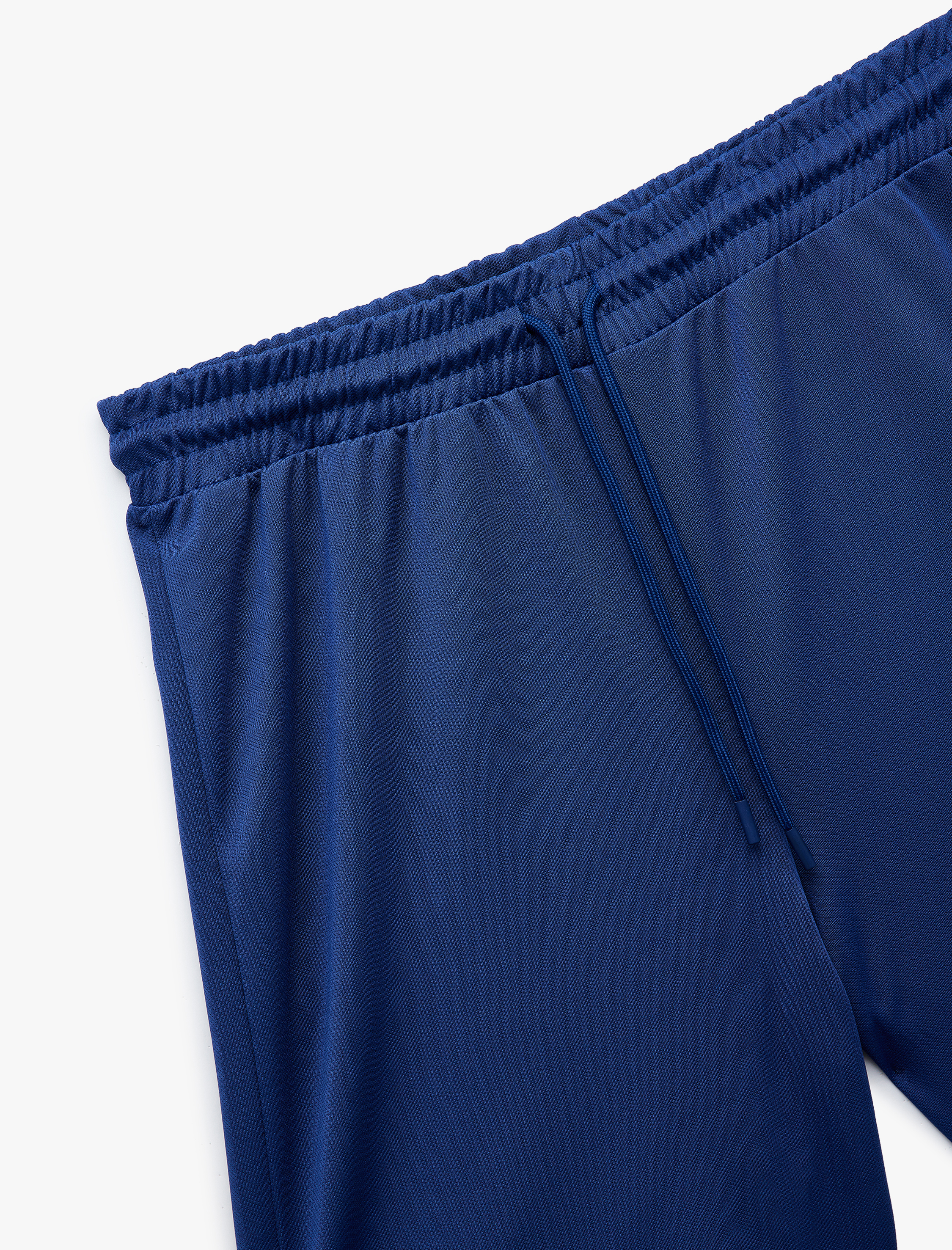   Cep Detaylı Basic Beli Bağcıklı Spor Şort