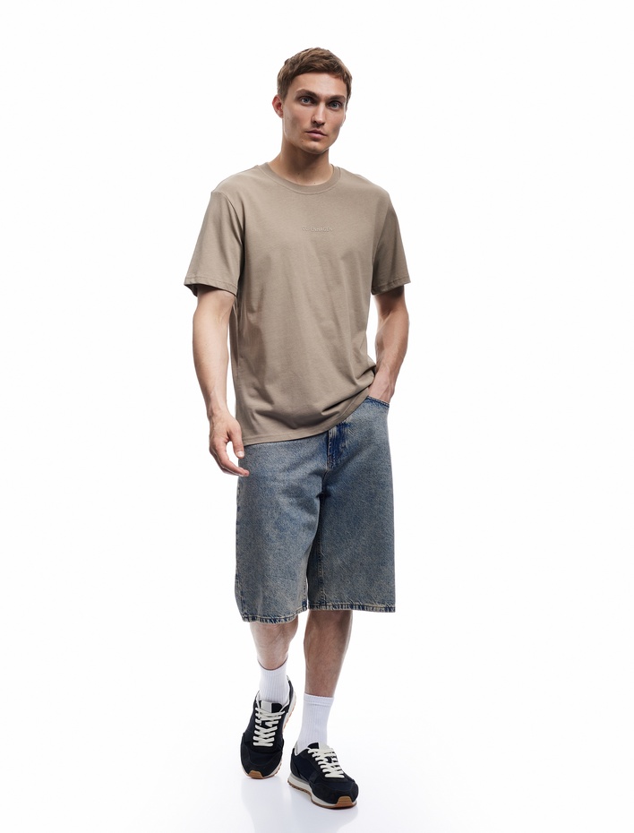  Pamuklu Kısa Kollu Regular Fit Bisiklet Yaka Minimal Baskılı Tişört