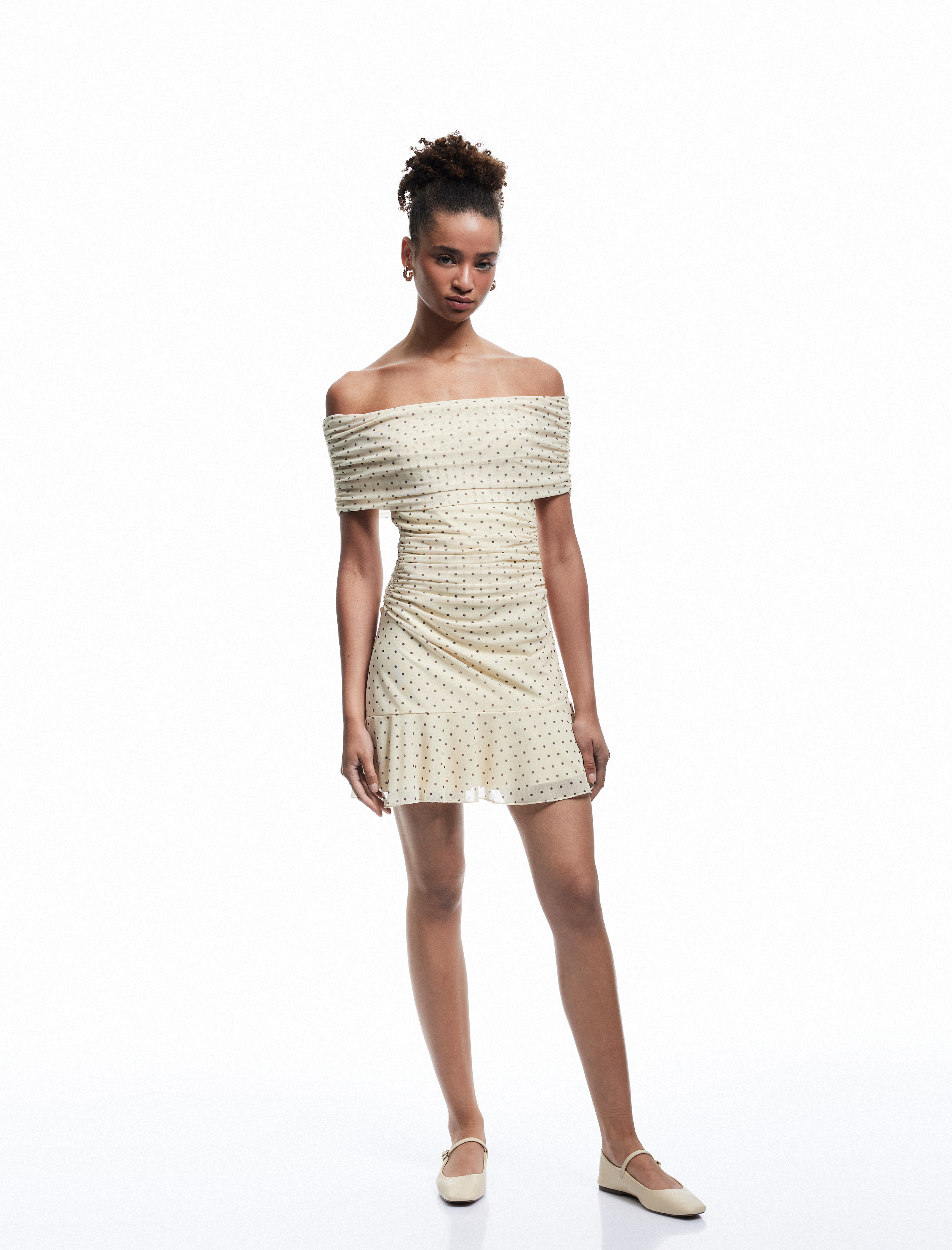   Puantiyeli Kayık Yaka Kolsuz Drapeli Volanlı Astarlı Tül Mini Elbise