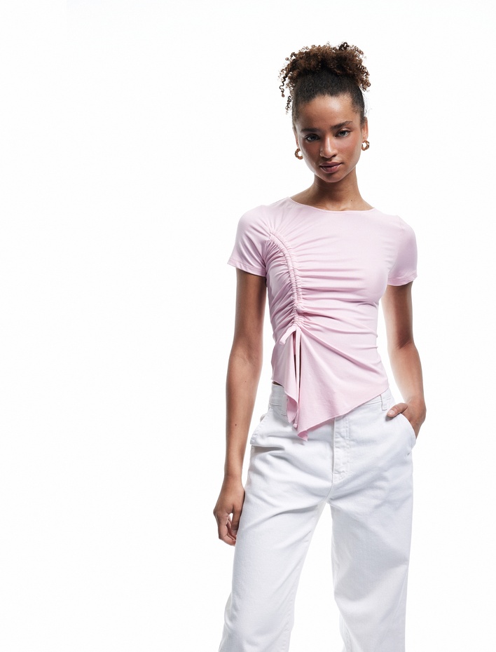  Büzgülü Bisiklet Yaka Kısa Kollu Asimetrik Tişört