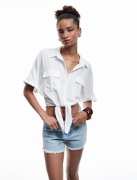 Kısa Kollu Klasik Yaka Bağlama Detaylı Cepli Crop Oversize Bluz