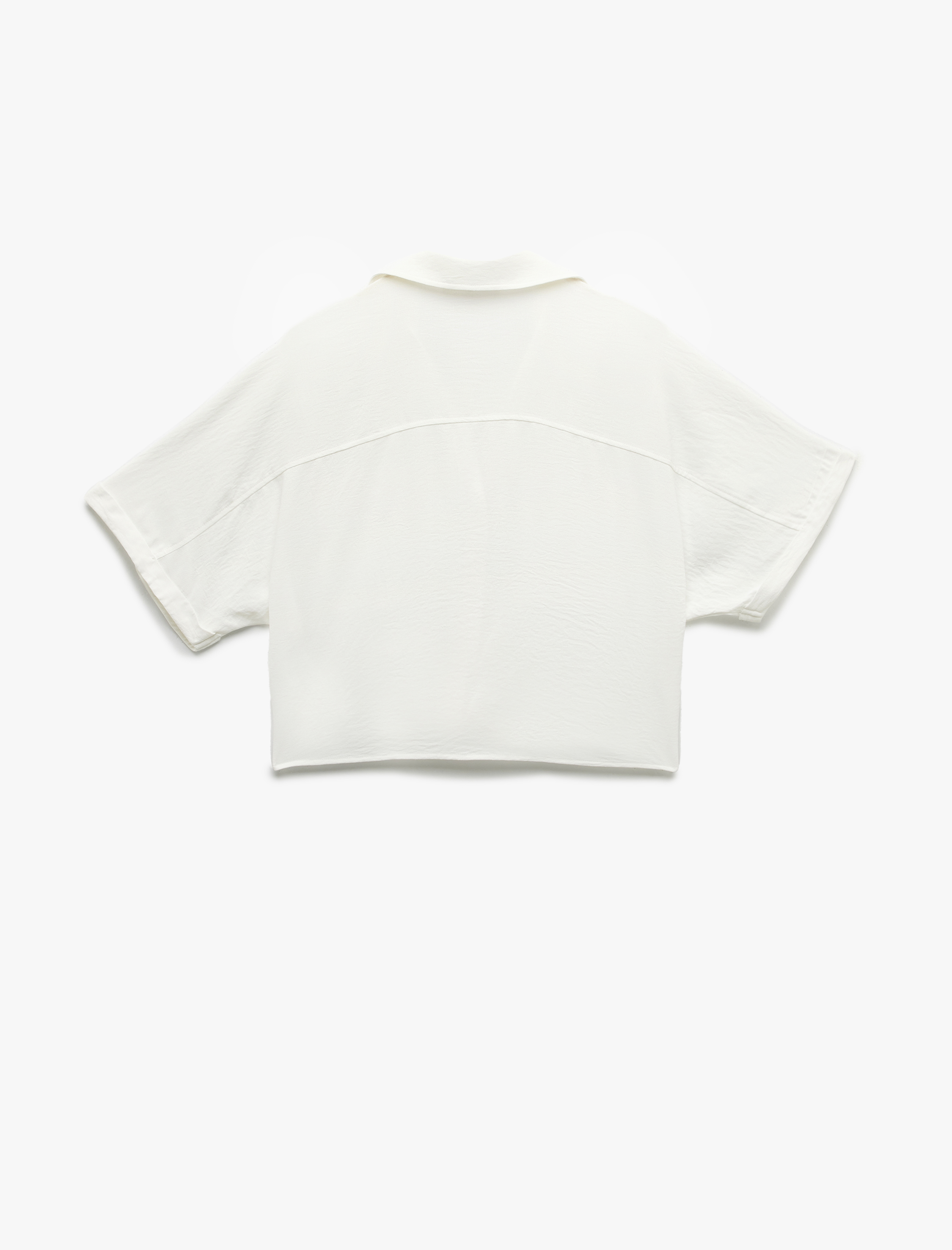   Kısa Kollu Klasik Yaka Bağlama Detaylı Cepli Crop Oversize Bluz