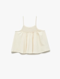 Kare Yaka Gipe Detaylı Askılı Crop Bluz