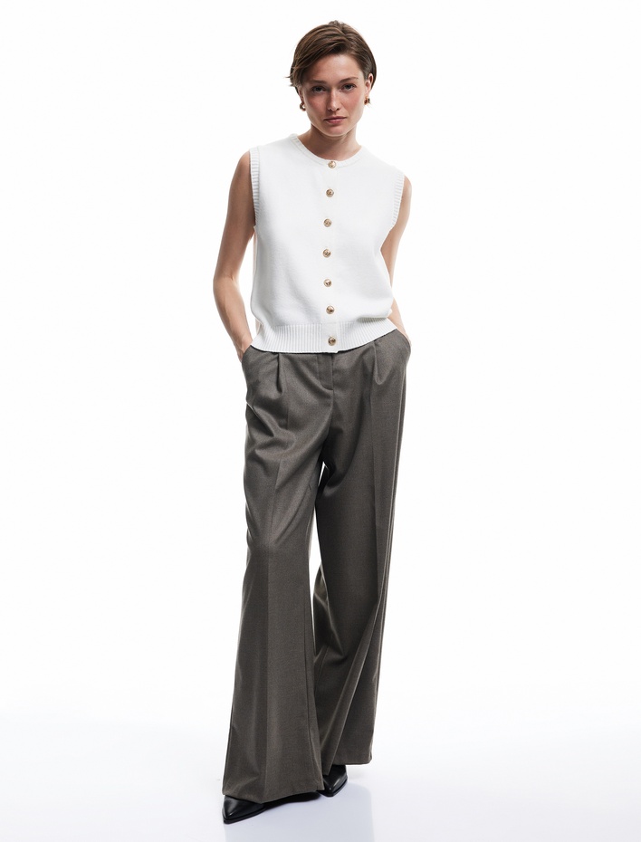  Kolsuz Bisiklet Yaka Düğmeli Triko Yelek