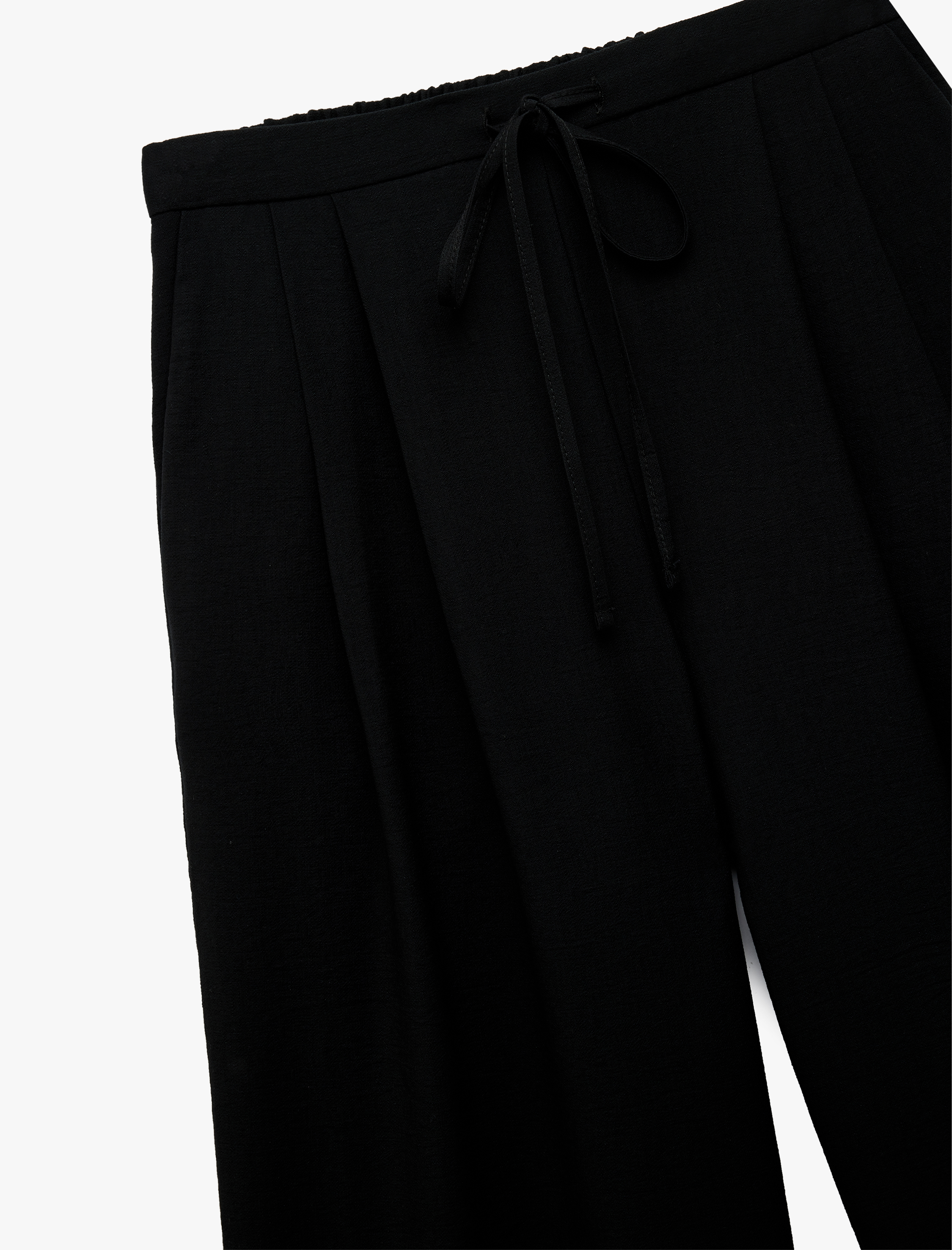   Viskon Kumaş Beli Bağcıklı Pile Detaylı Cepli Geniş Paça Palazzo Pantolon