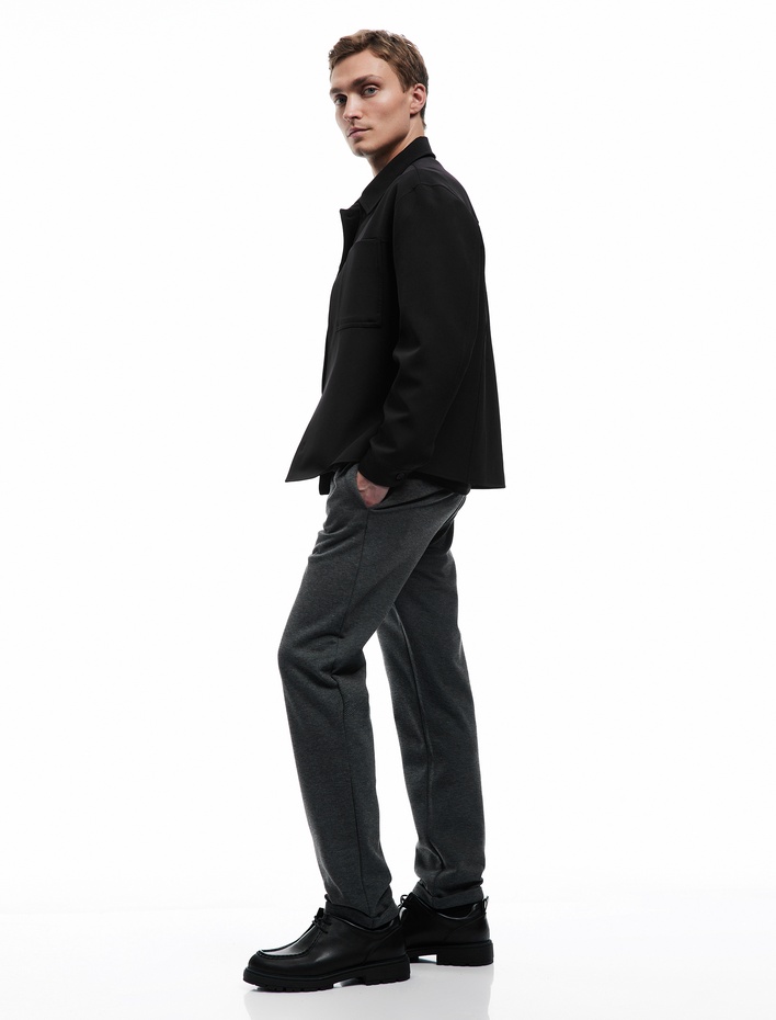  Cep Detaylı Katlamalı Paça Rahat Kesim Beli Bağcıklı Pantolon