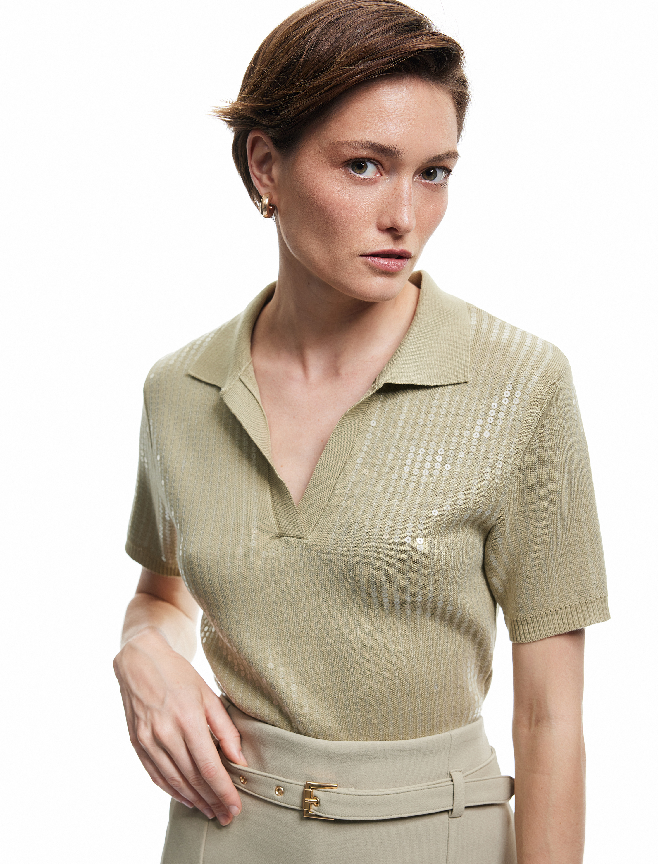 Koton X Sima Tarkan - Pullu Payetli Kısa Kollu Triko Polo Yaka Kazak