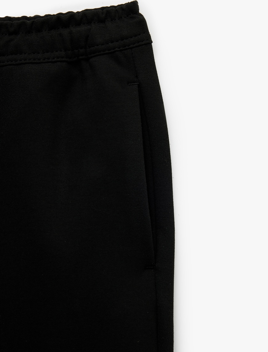   Straight Fit Cep Detaylı Beli Bağcıklı Eşofman Pantolon
