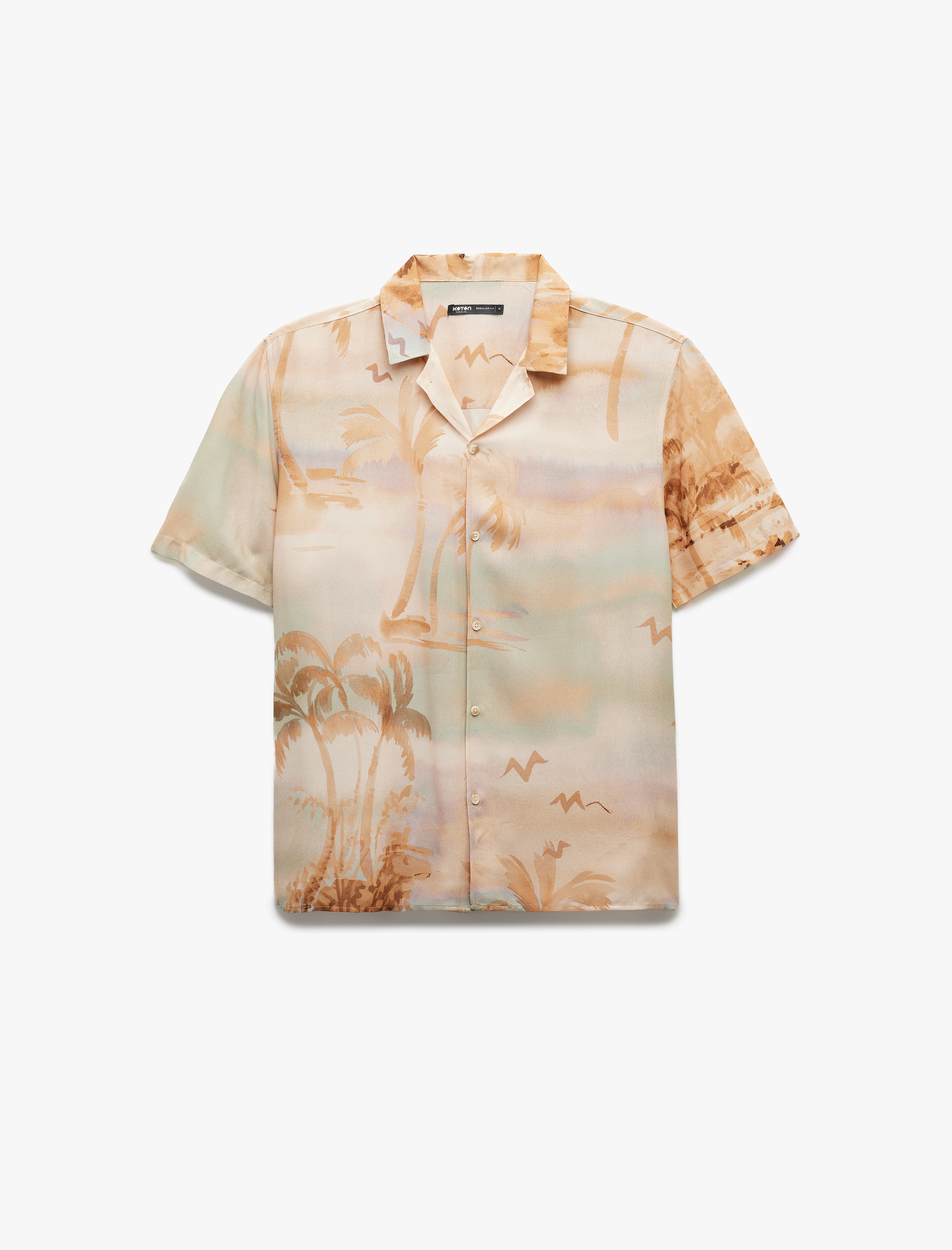   Viskon Kısa Kollu Regular Fit Devrik Yaka Palmiye Desenli Yazlık Gömlek