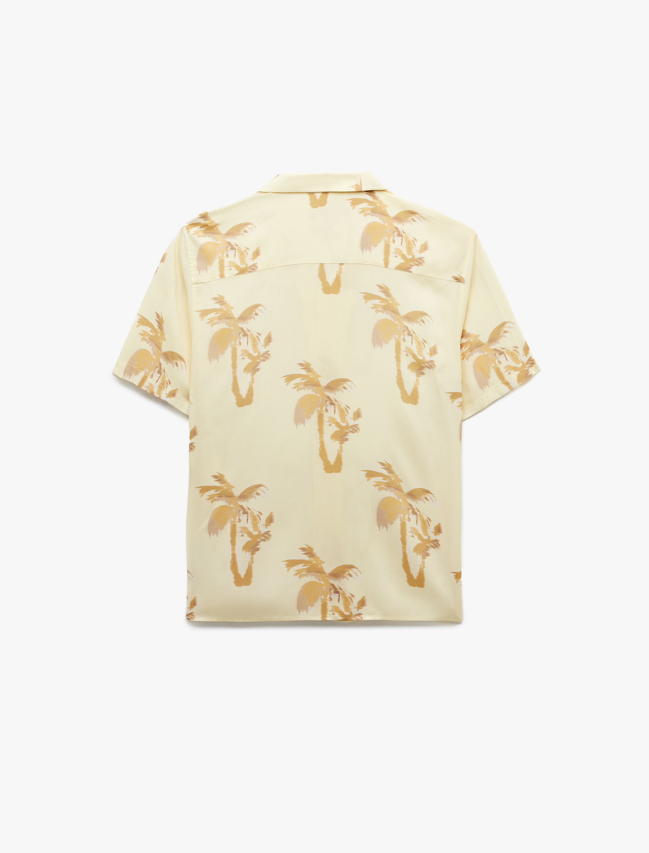   Kısa Kollu Devrik Yaka Viskon Palmiye Desenli Yazlık Gömlek