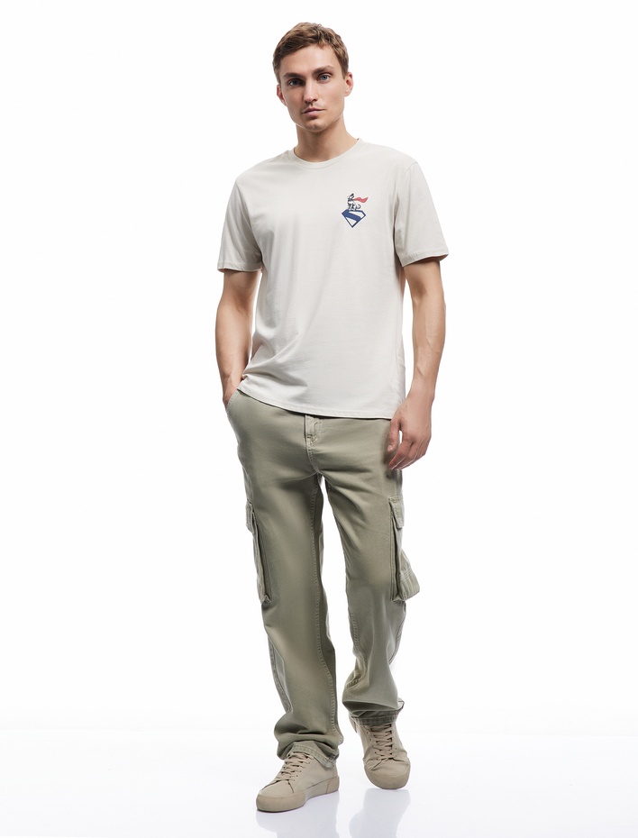  Kısa Kollu Pamuklu Regular Fit Bisiklet Yaka Arkası Baskılı Lisanslı Superman Tişört