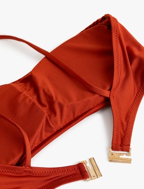 Hafif Destekli Aksesuarlı Tek Omuz Bikini Üstü_2