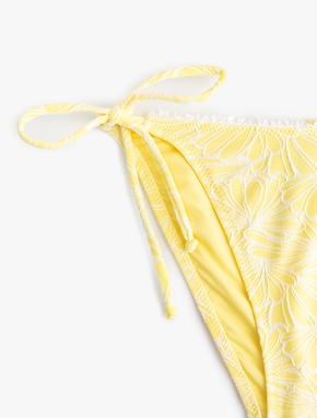 Koton X Sibil Çetinkaya - Floral Dokulu Yanları İpli Bikini Altı_2