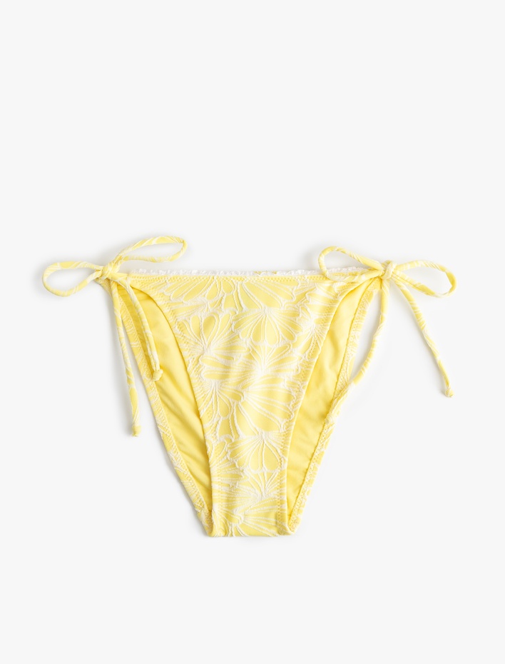  Koton X Sibil Çetinkaya - Floral Dokulu Yanları İpli Bikini Altı