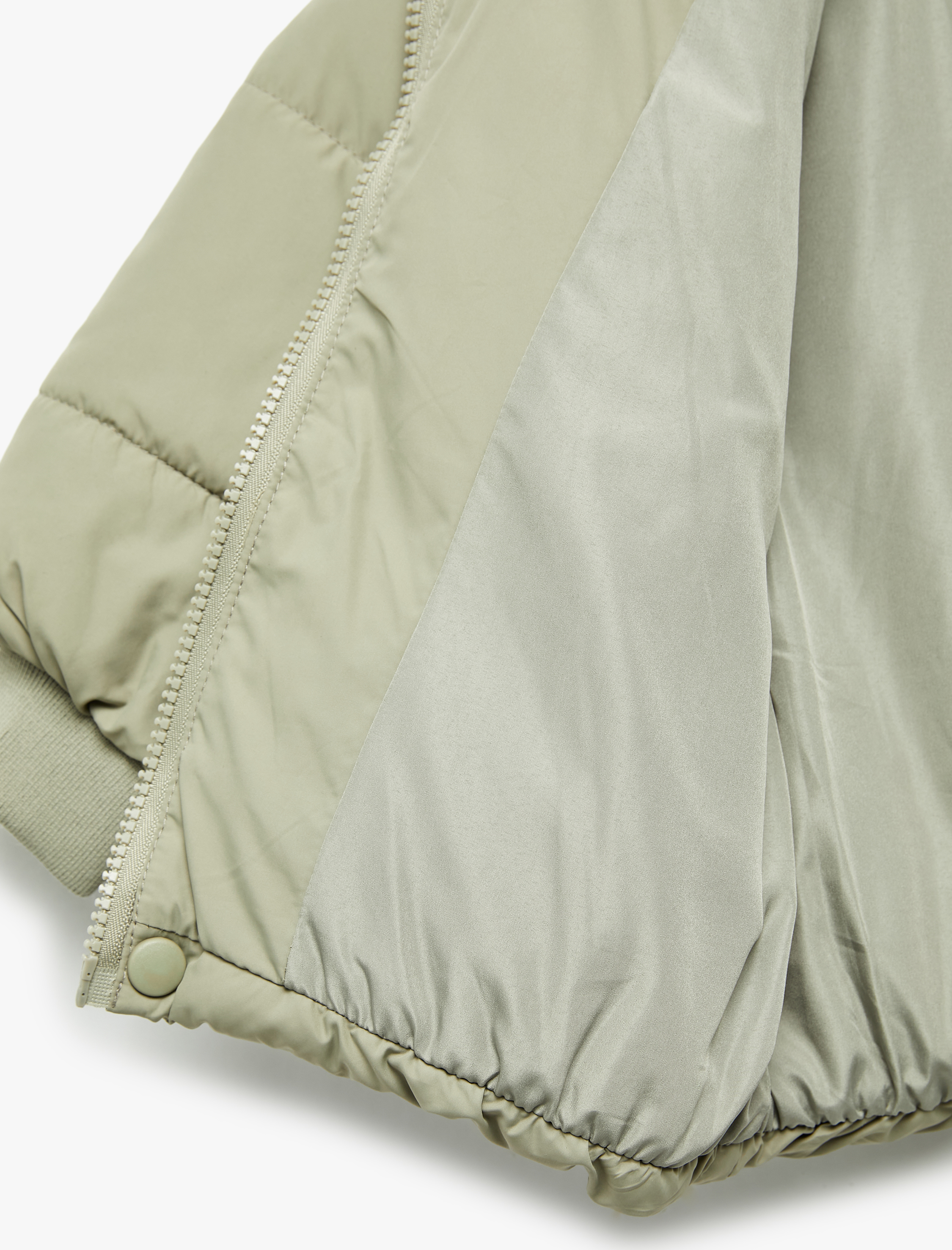  Erkek Bebek Uzun Kollu Cepli Pamuk Astarlı Dik Yaka Şişme Mont