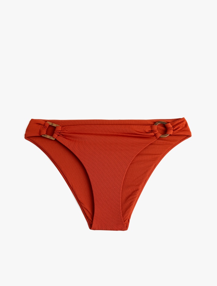  Aksesuar Detaylı Bikini Altı