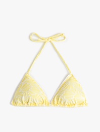 Koton X Sibil Çetinkaya - Floral Dokulu Boyundan Bağlamalı Üçgen Bikini Üstü