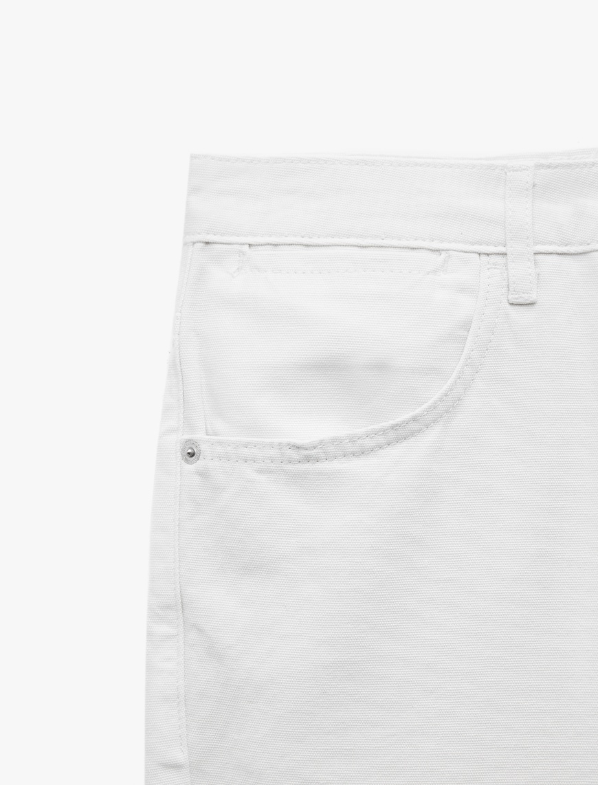   Pamuklu Cep Detaylı Regular Fit Düğmeli Kanvas Pantolon