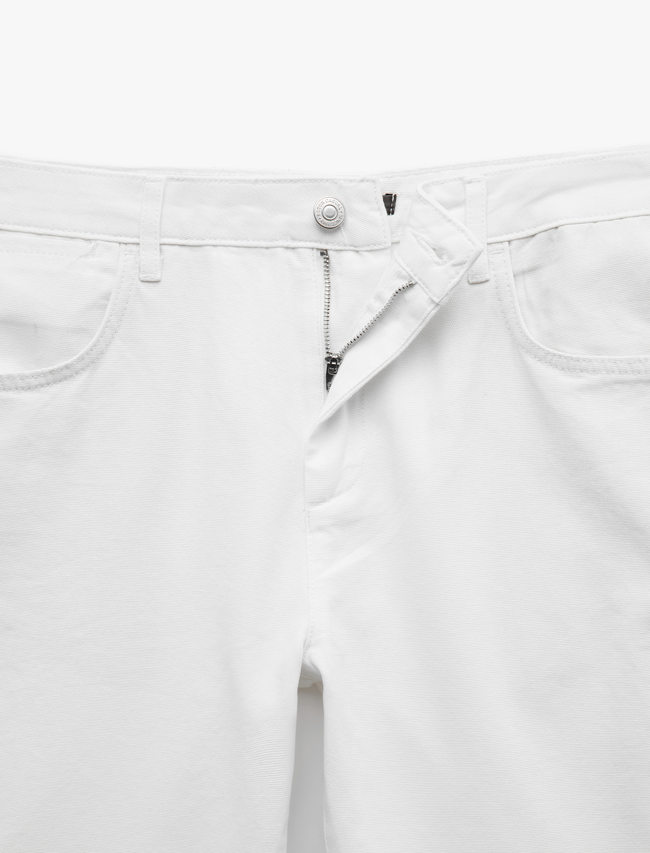   Pamuklu Cep Detaylı Regular Fit Düğmeli Kanvas Pantolon