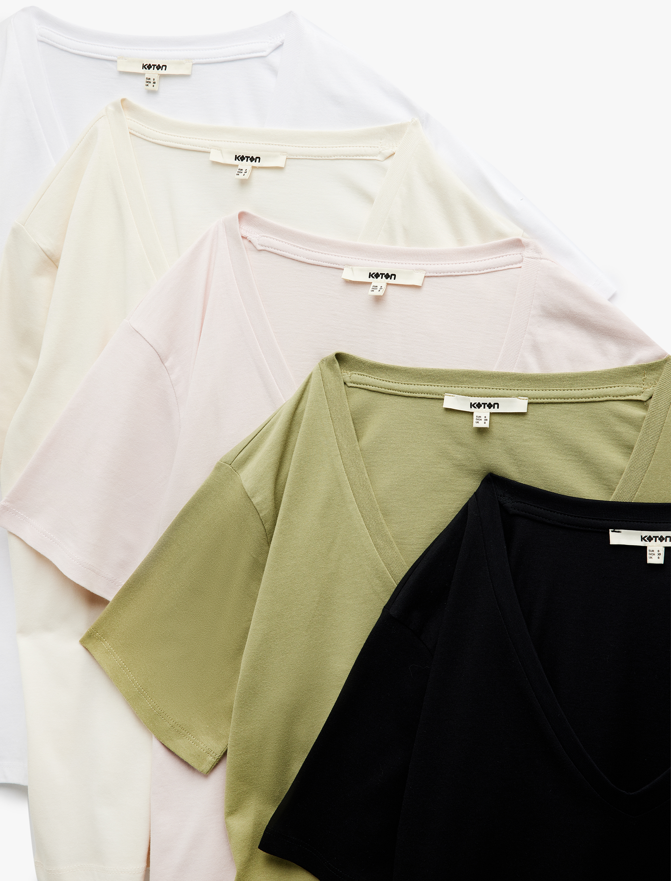   Pamuklu 7'li Kısa Kollu Kadın V Yaka Tişört Seti