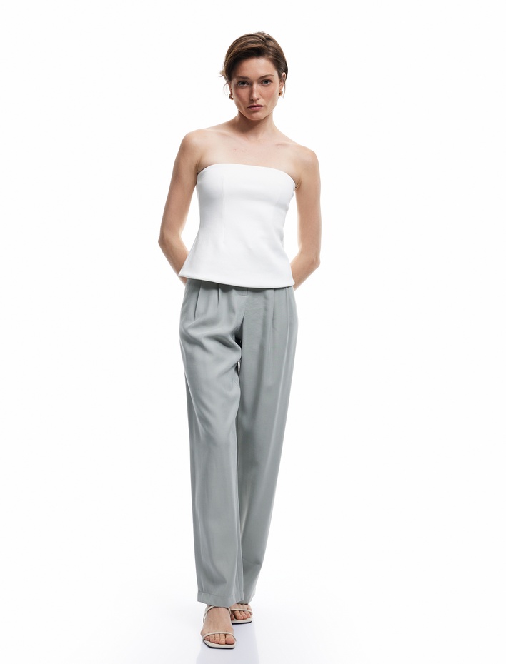  Viskon Kumaş Regular Fit Cepli Pile Detaylı Kemerli Culotte Kumaş Pantolon