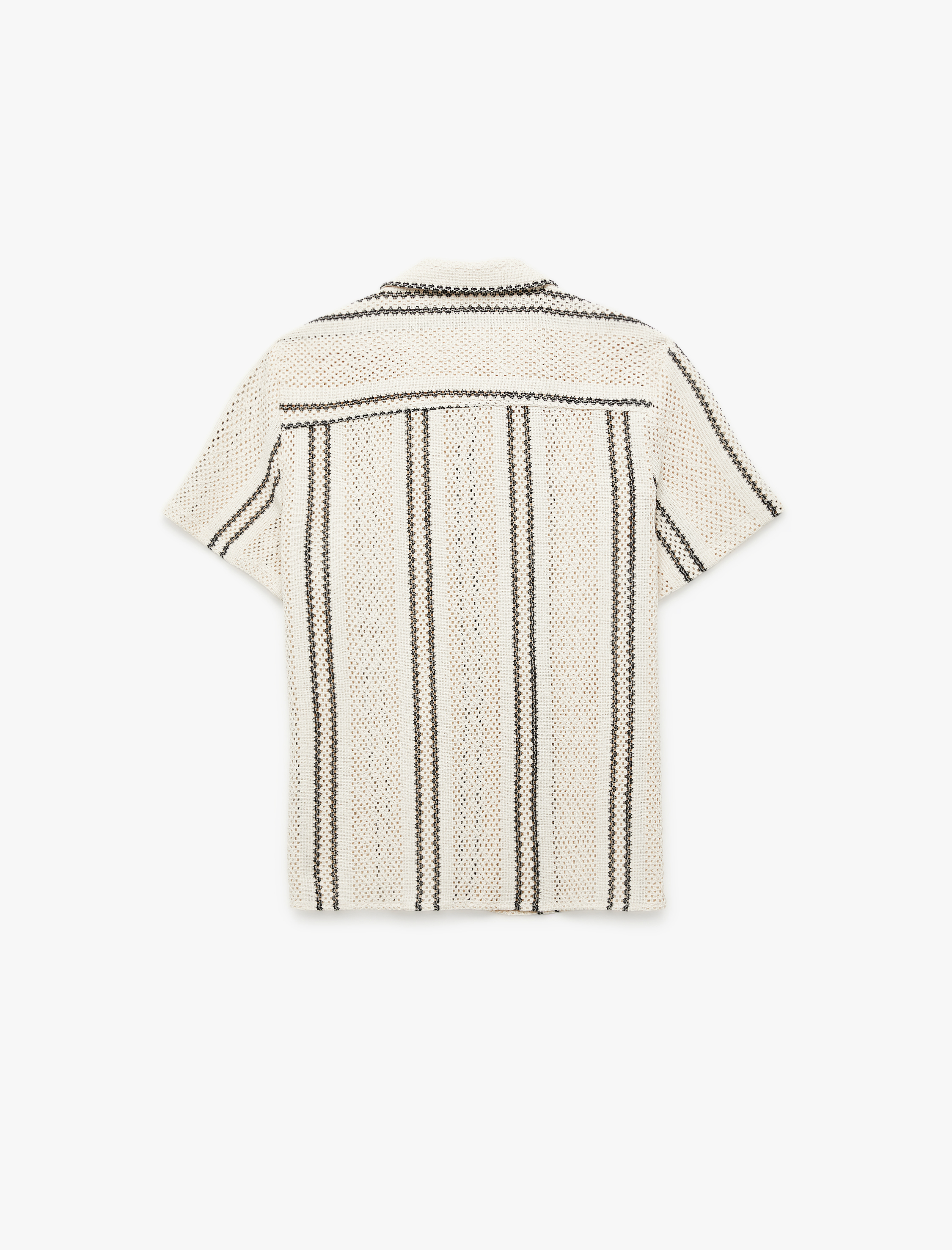   Kısa Kollu Pamuklu Ajurlu Regular Fit Apaş Yaka Gömlek