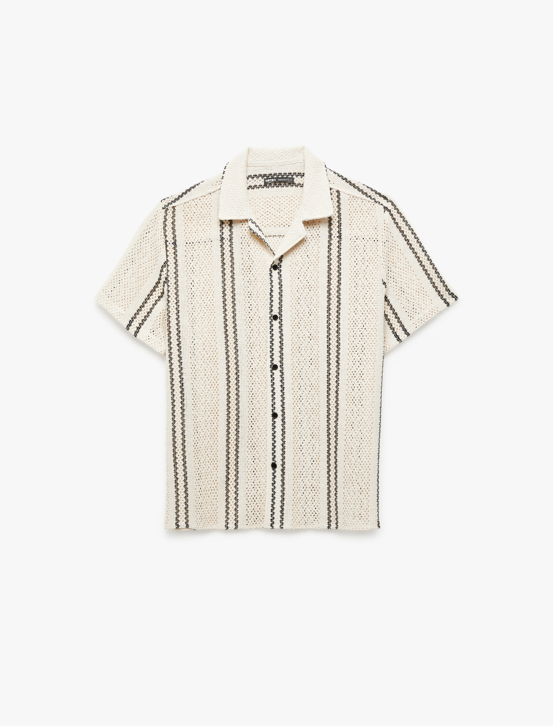   Kısa Kollu Pamuklu Ajurlu Regular Fit Apaş Yaka Gömlek