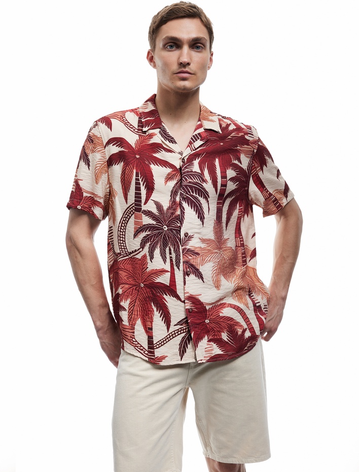 Kısa Kollu Regular Fit Devrik Yaka Viskon Palmiye Desenli Hawaii Gömlek