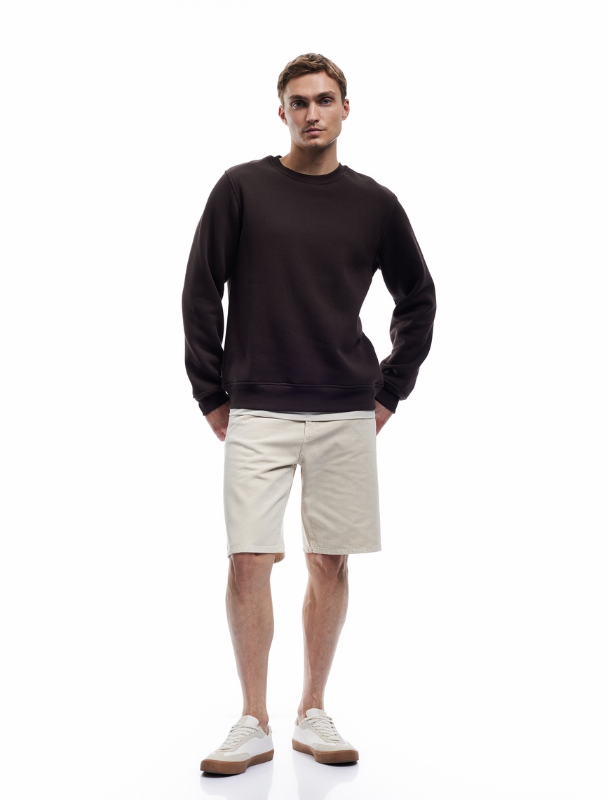   Uzun Kollu Şardonlu Kumaş Detaylı Bisiklet Yaka Sweatshirt