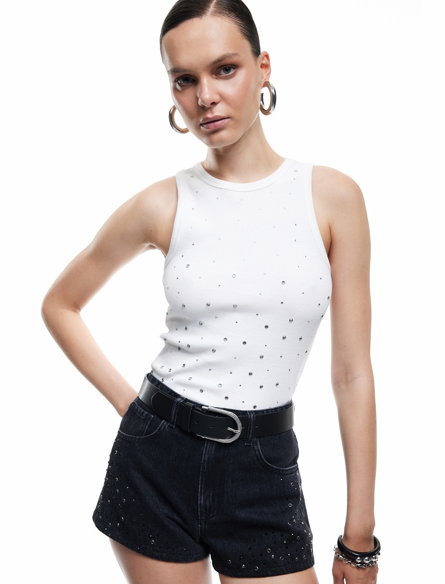   Koton X Zeynep Bastık - Pamuklu Slim Fit Bisiklet Yaka Taşlı Atlet