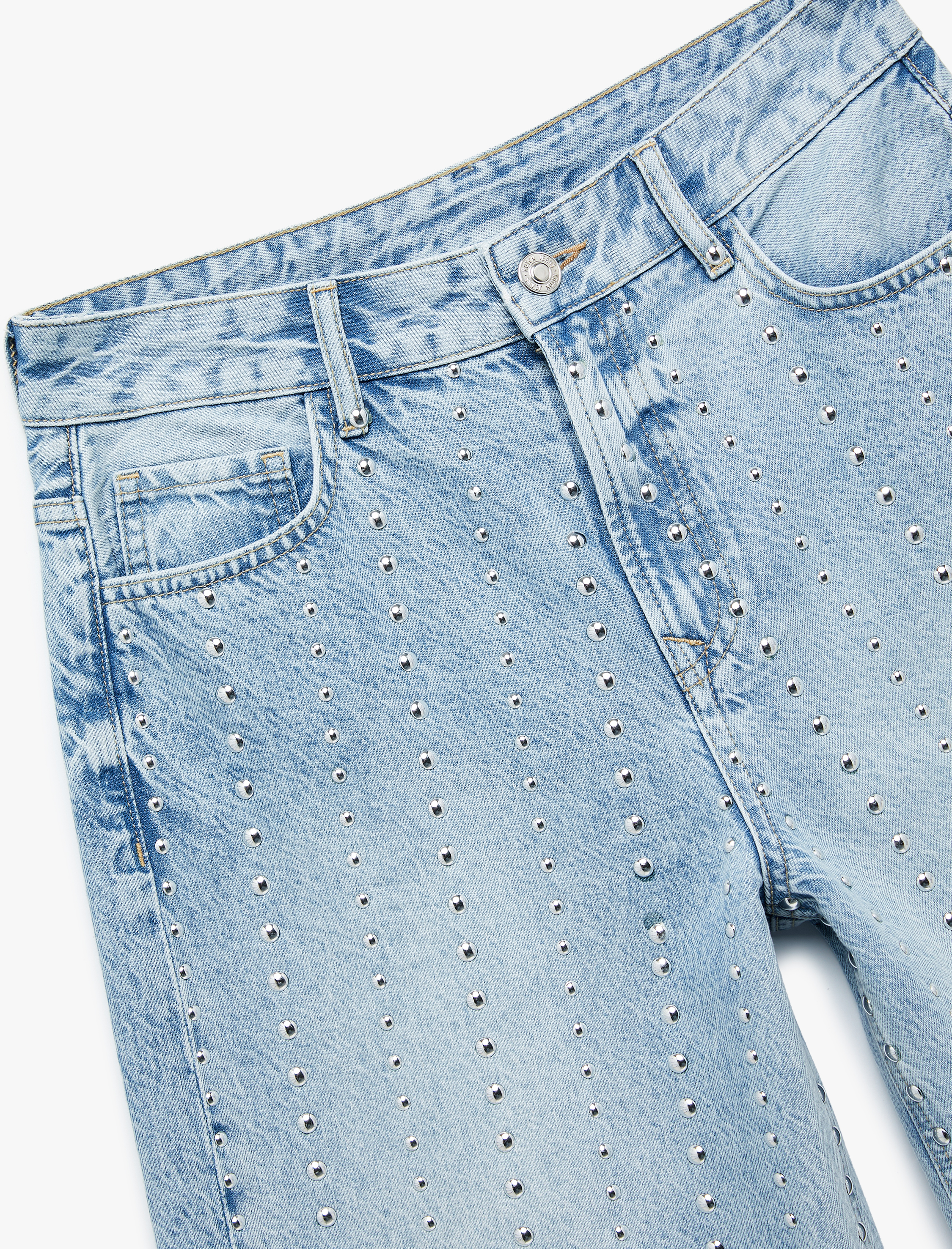   Troklu Yıpratılmış Düğmeli Cepli Bermuda Denim Şort