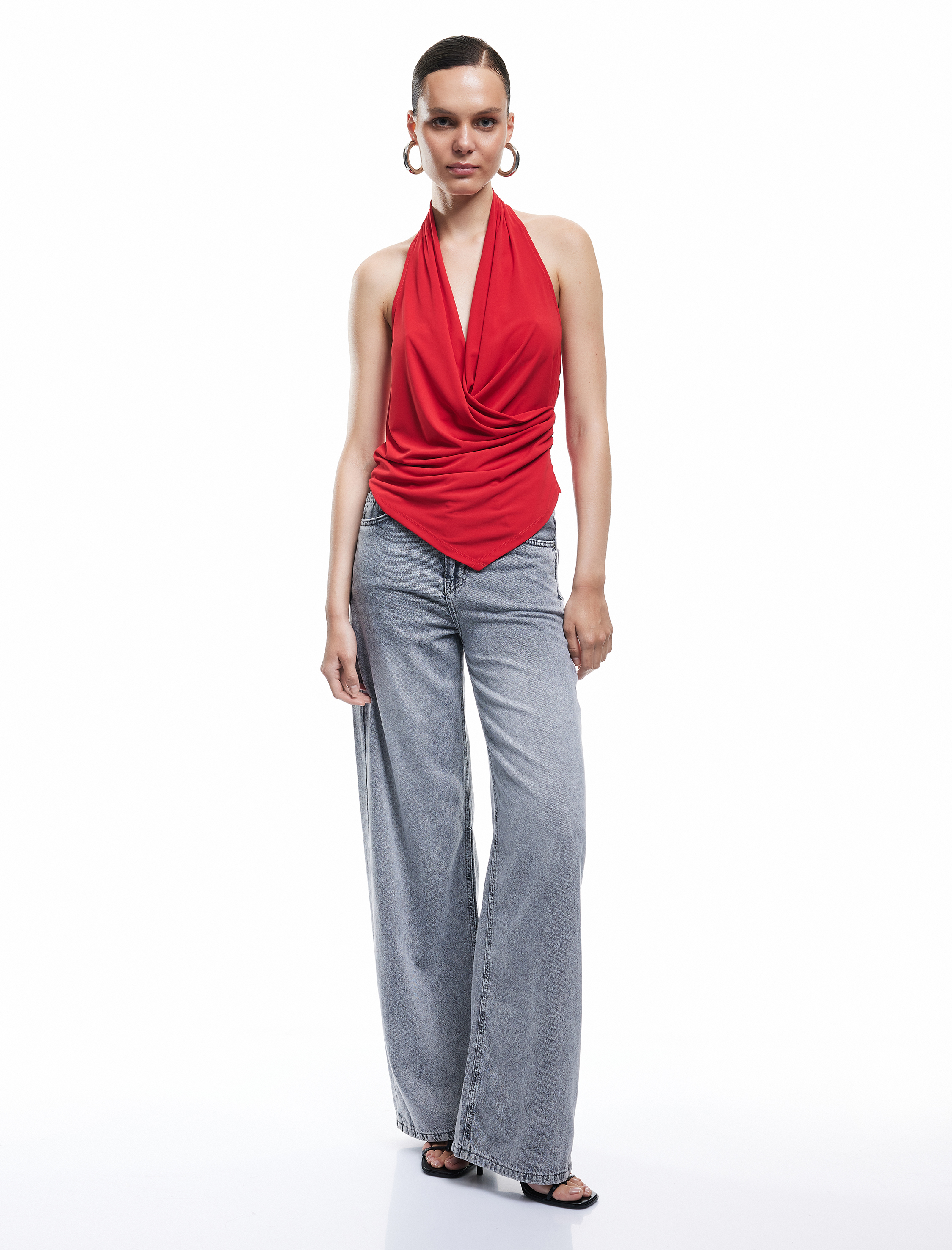   Koton X Zeynep Bastık - Sırt Dekolteli Asimetrik Kesim Kruvaze Degaje Yaka Bluz