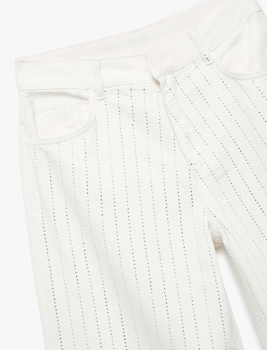   Koton X Zeynep Bastık - Taş Detaylı Pamuklu Loose Straight Fit Geniş Paça Jean Pantolon