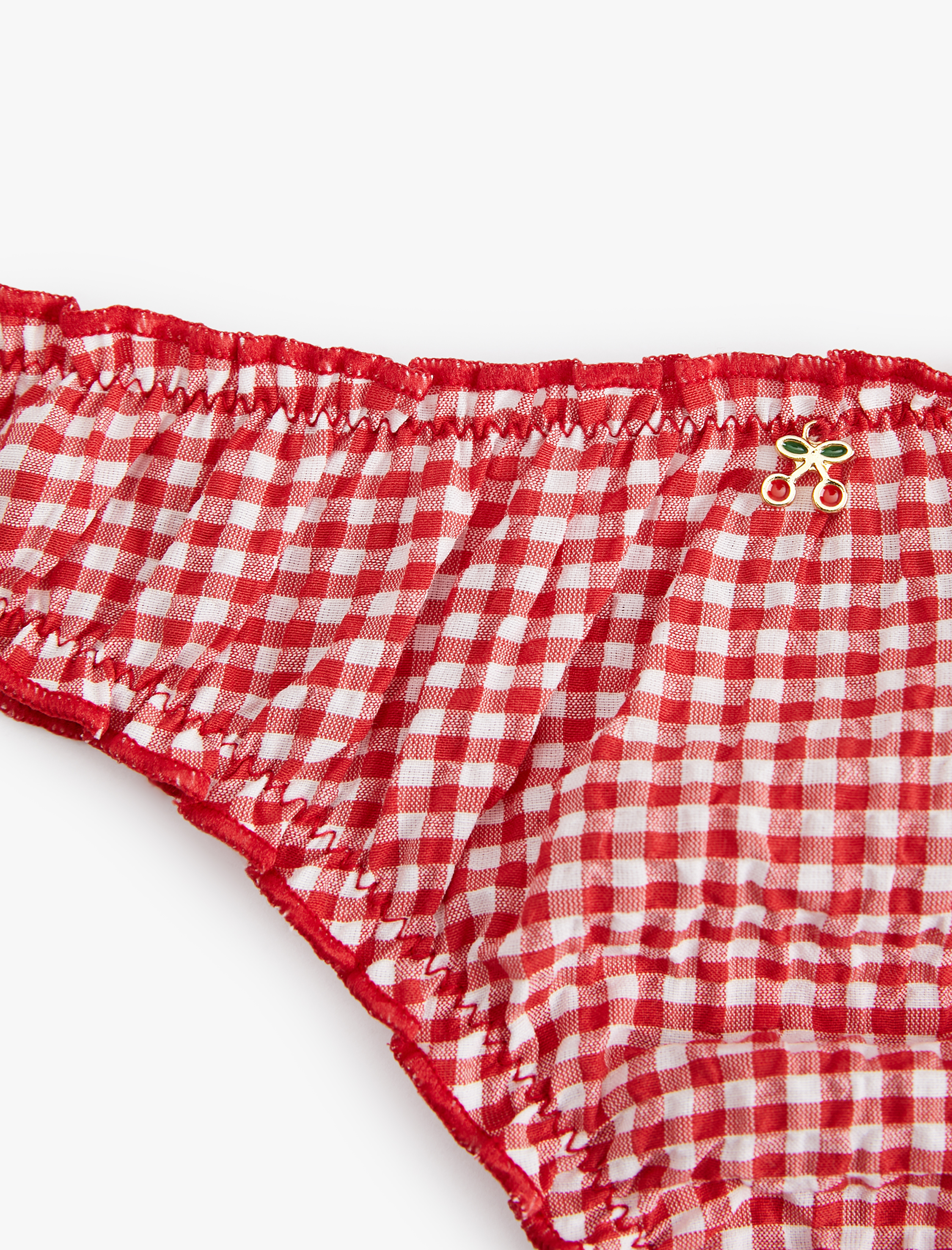   Kiraz Aksesuar Detaylı Fırfırlı Pötikareli String Külot