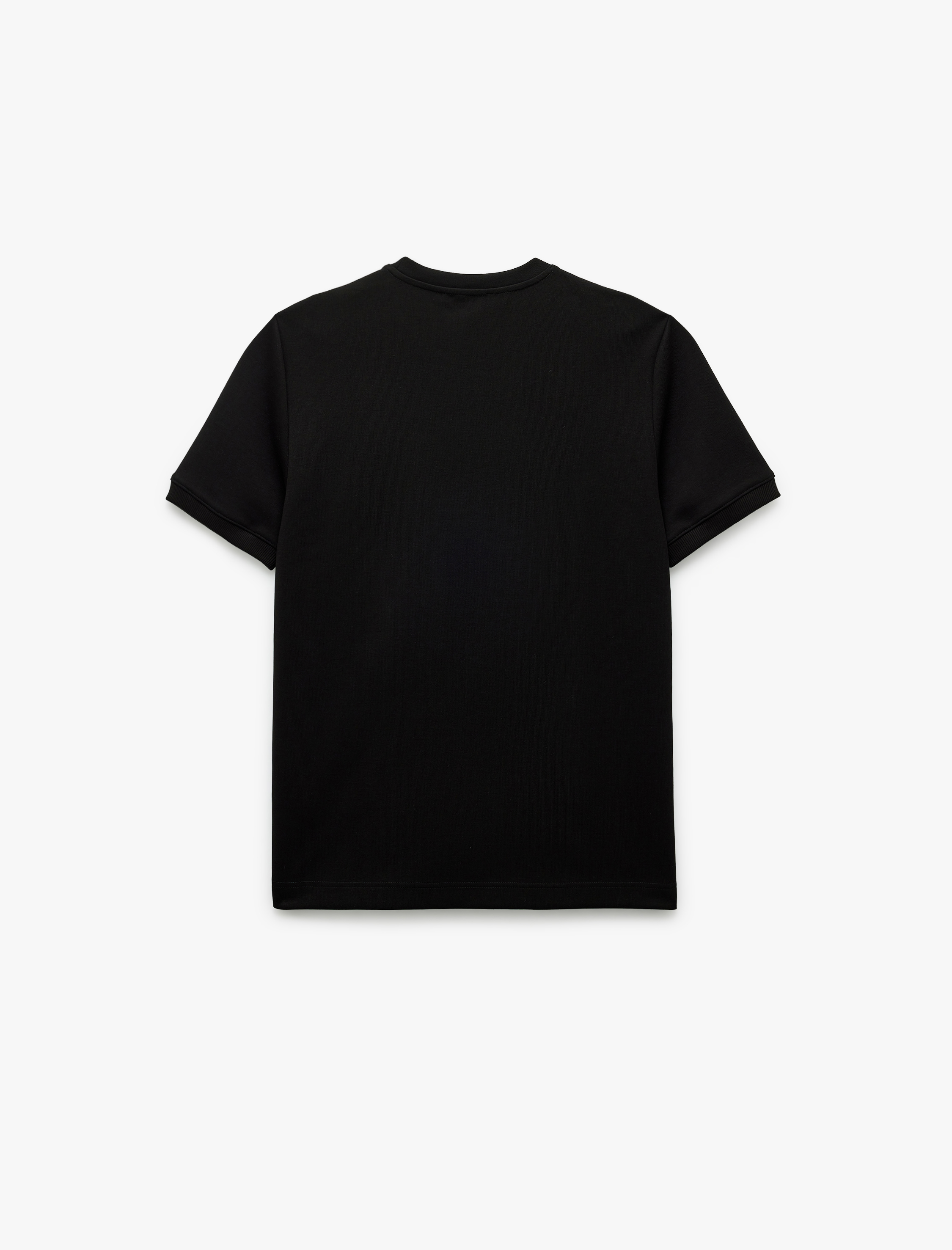   Pamuklu Kısa Kollu Tok Kumaş Regular Fit Bisiklet Yaka Basic Tişört