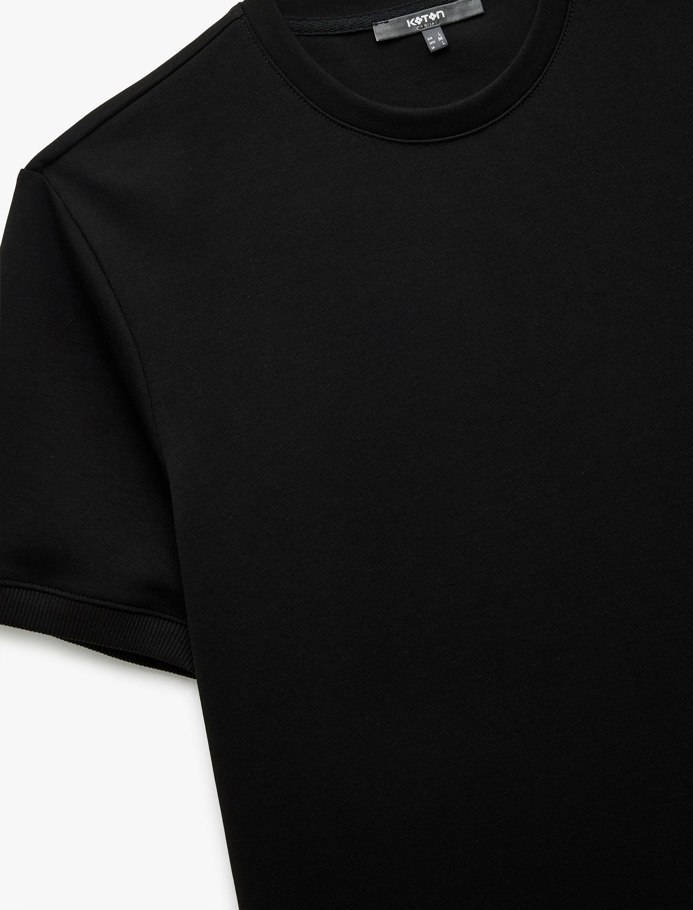   Pamuklu Kısa Kollu Tok Kumaş Regular Fit Bisiklet Yaka Basic Tişört