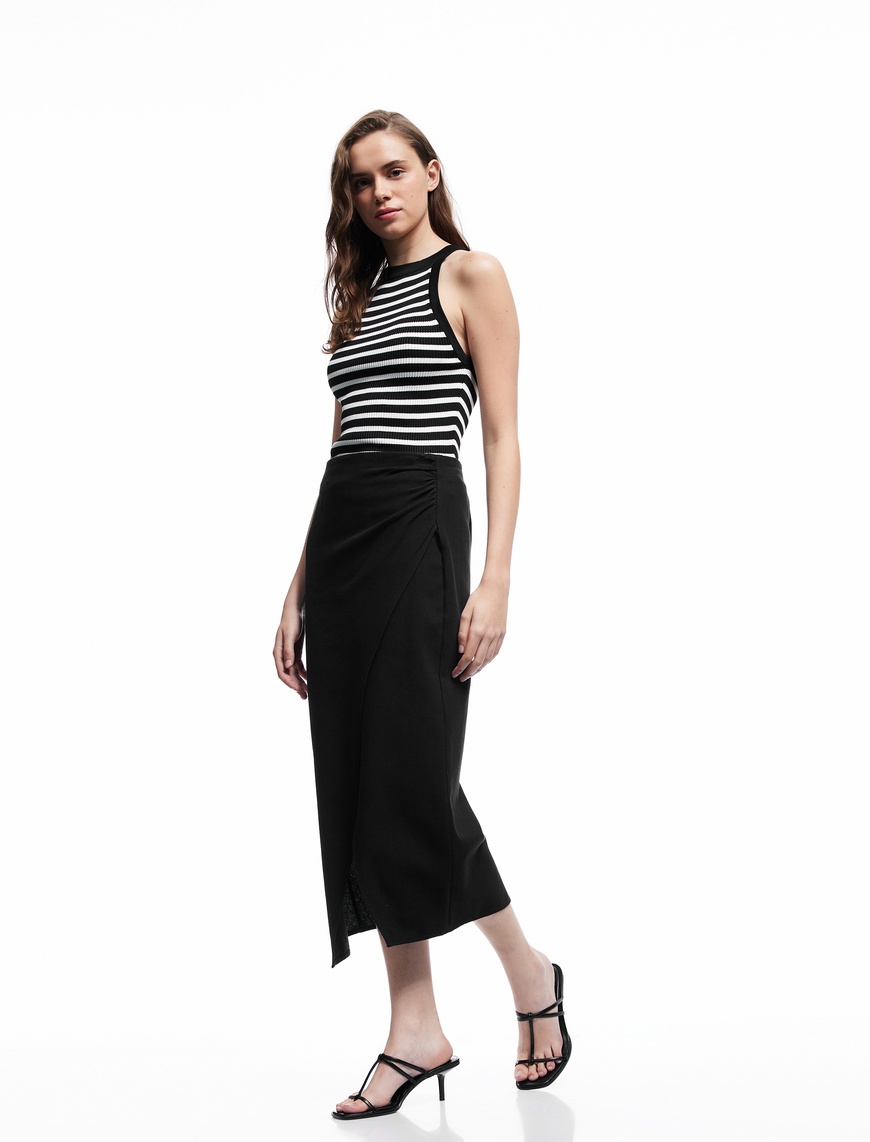   Keten Karışımlı Drape Detaylı Yırtmaçlı Asimetrik Midi Kruvaze Etek