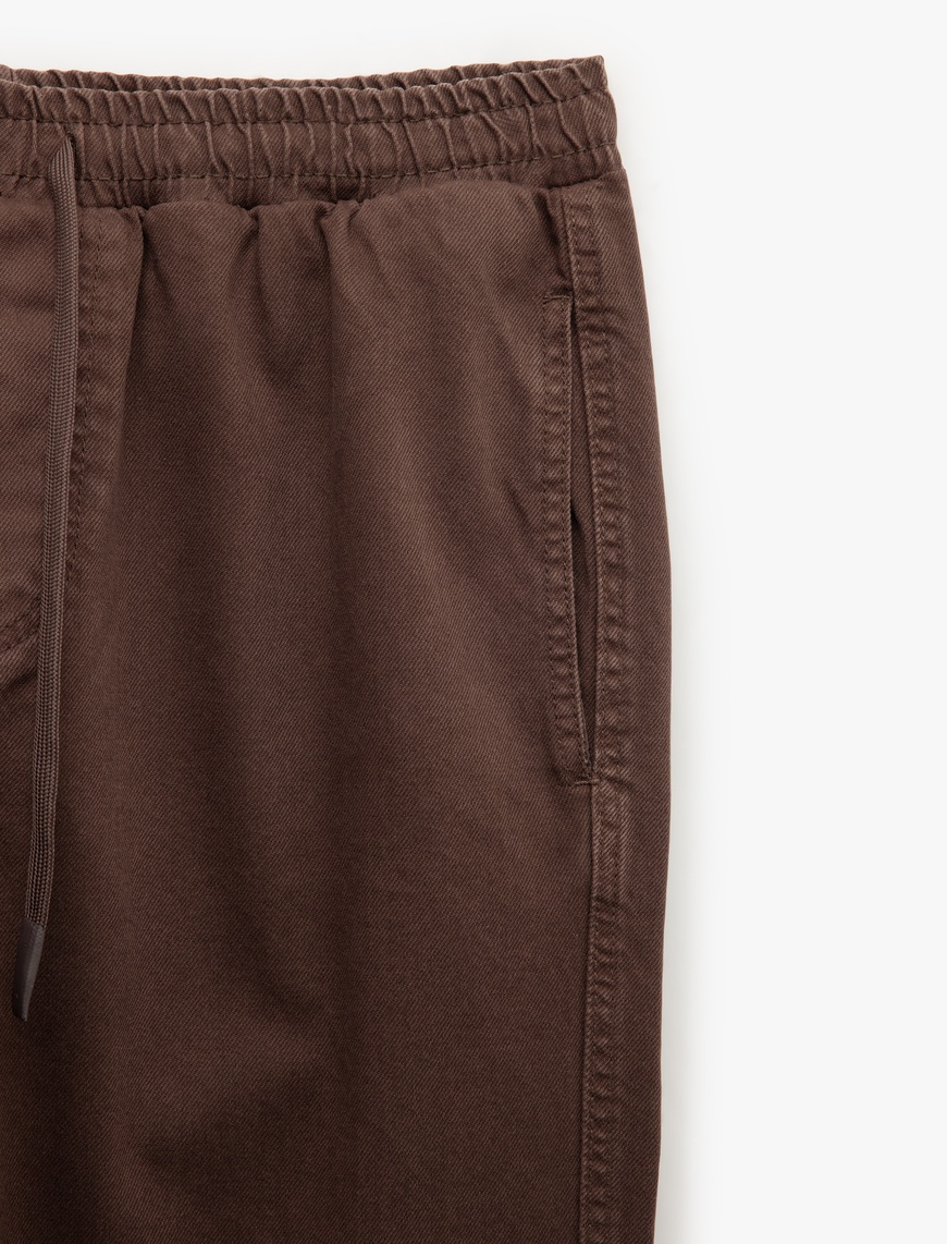   Cep Detaylı Pamuklu Straight Fit Beli Bağcıklı Gabardin Pantolon