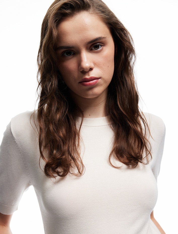  Kısa Kollu Bisiklet Yaka Viskon Triko Kazak