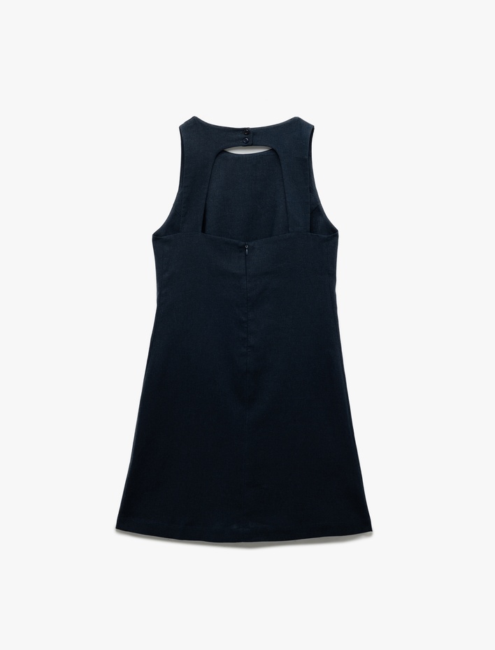  Bisiklet Yaka Arkası Pencere Detaylı A Kesim Kolsuz Mini Keten Elbise