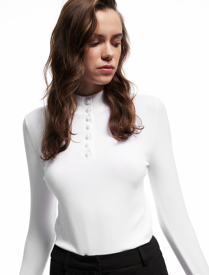  Hafif Dik Yaka Yarım Düğme Detaylı Uzun Kollu Triko Basic Kazak