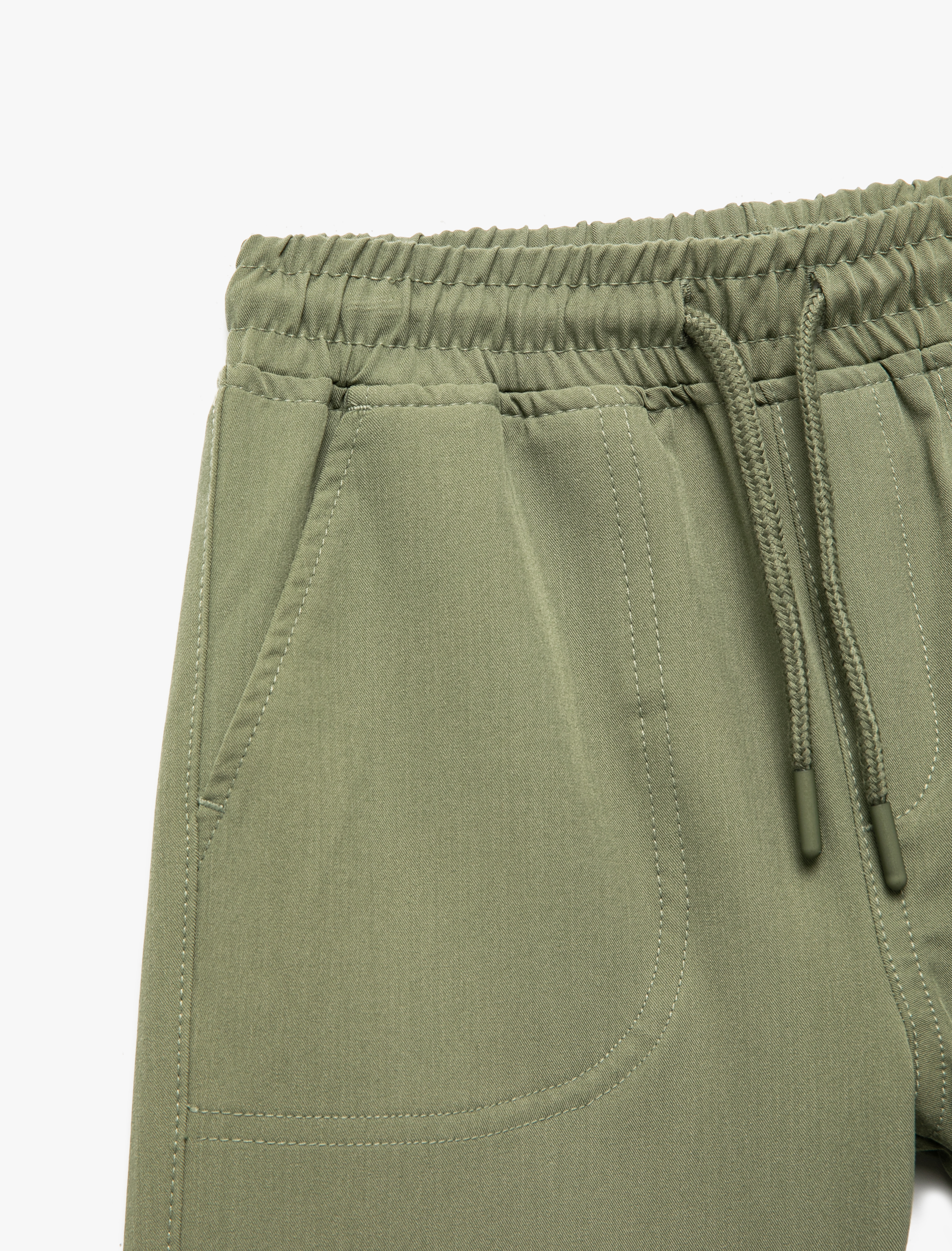  Erkek Çocuk Beli Bağcıklı Cepli Viskon Karışımlı Basic Şort