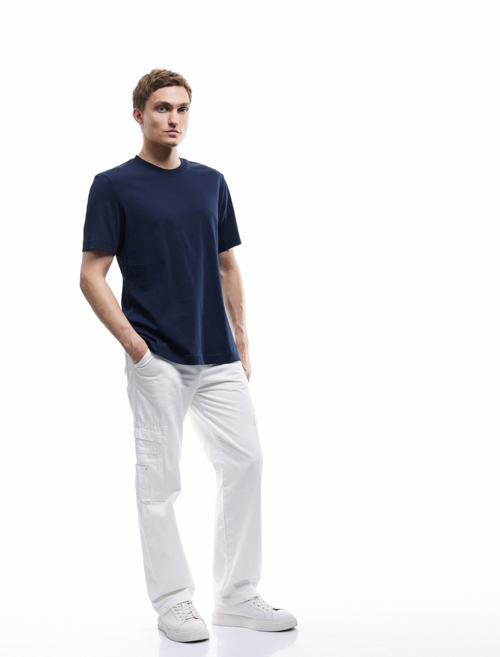  Pamuklu Kısa Kollu Regular Fit Bisiklet Yaka Basic Tişört